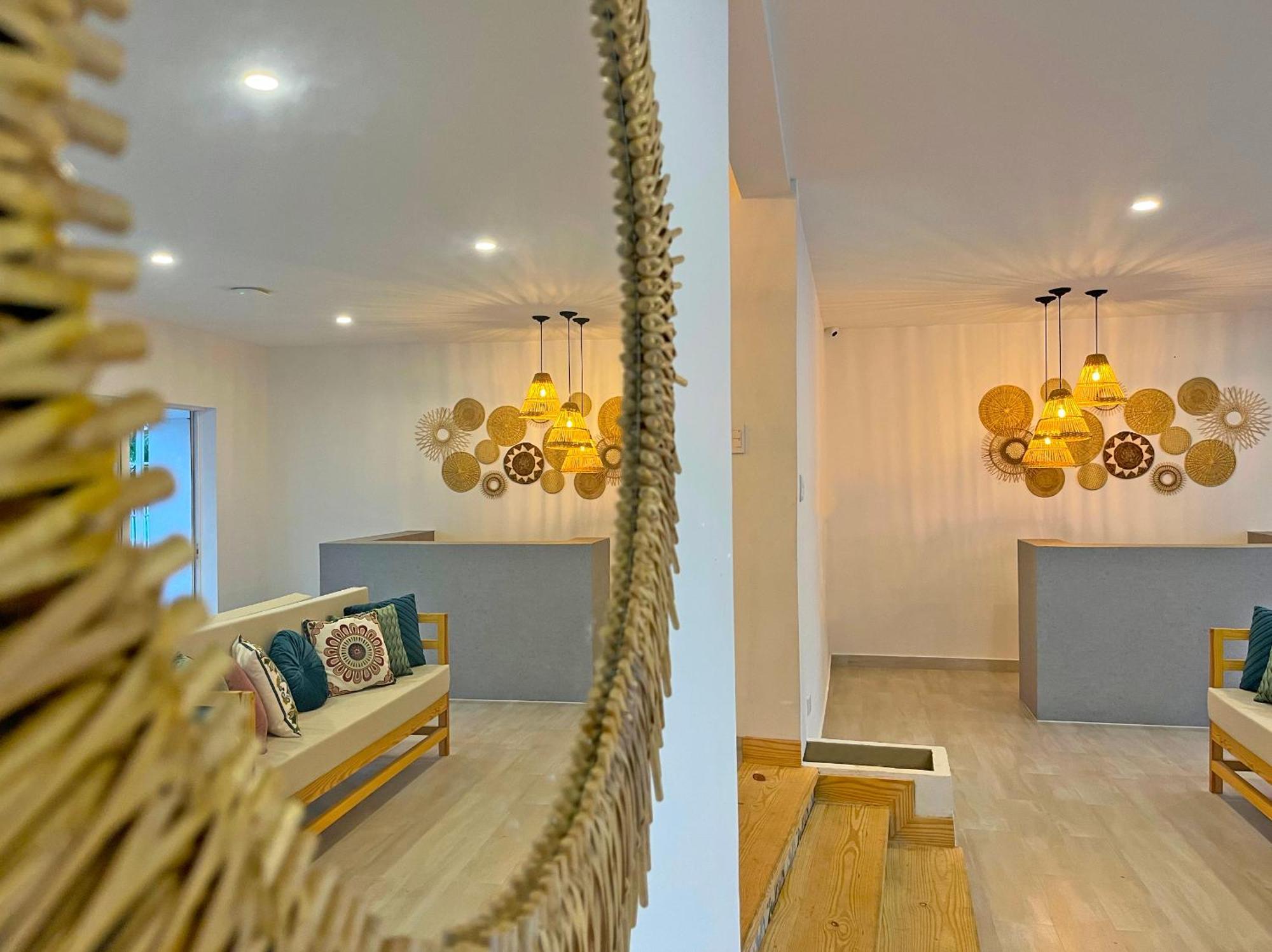 Zaba House Guest house *